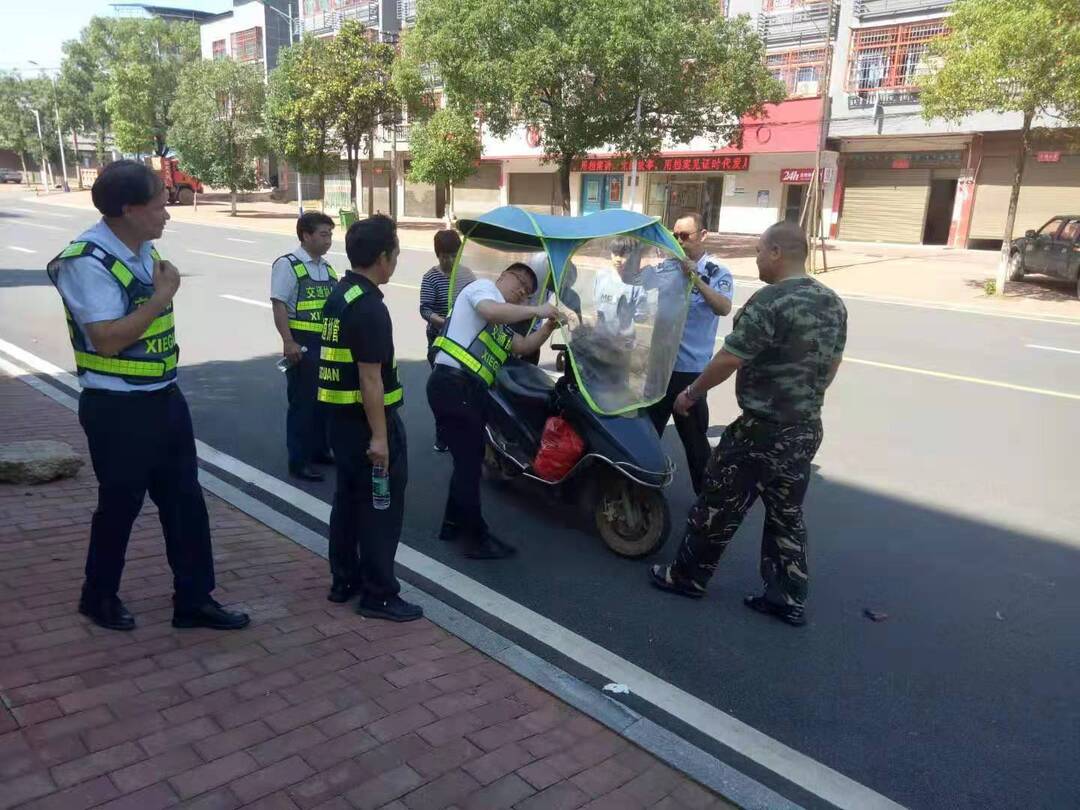 祁阳市掀起摩托车电动车整治行动高潮