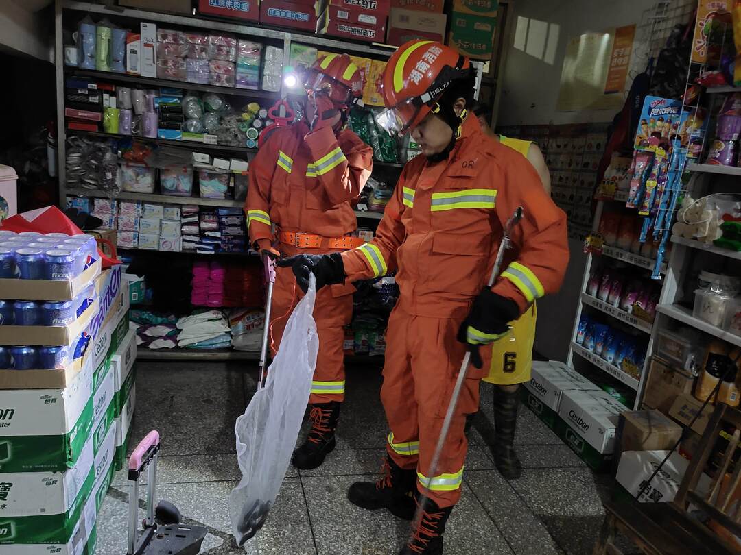 【我为群众办实事】祁阳白水镇：白水消防队迅速出警  赶走不速之客为民解忧