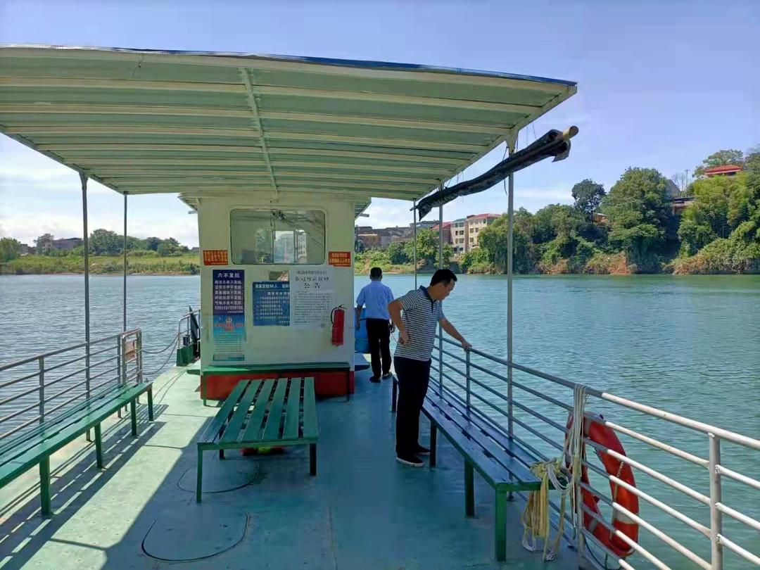七里桥镇织密防溺水安全网