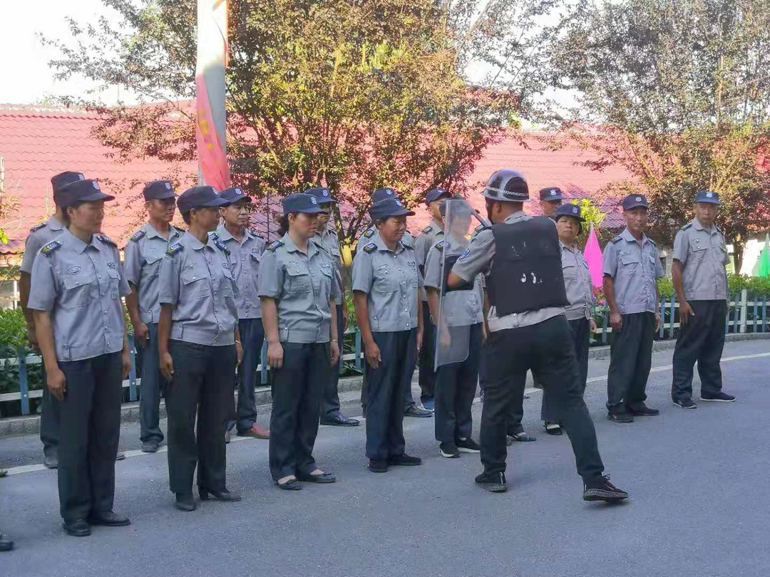 祁阳安盾保安公司开展驻校保安员培训活动