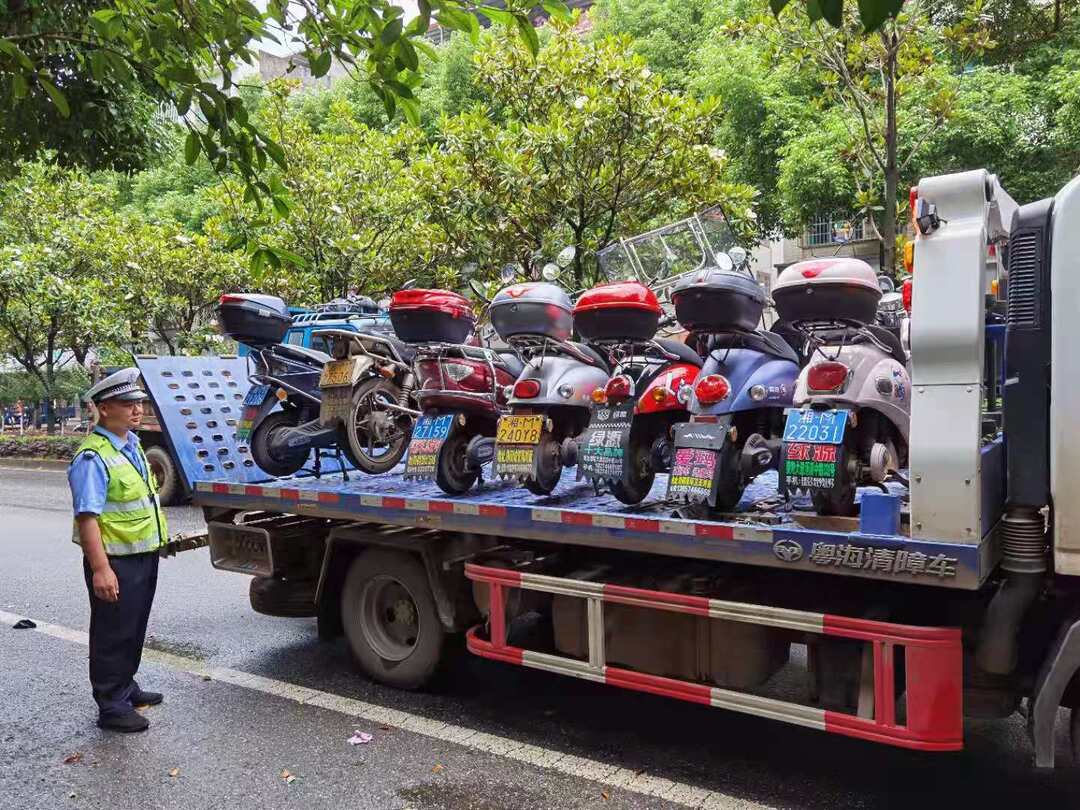 祁阳交警：重拳出击 织牢道路交通安全网