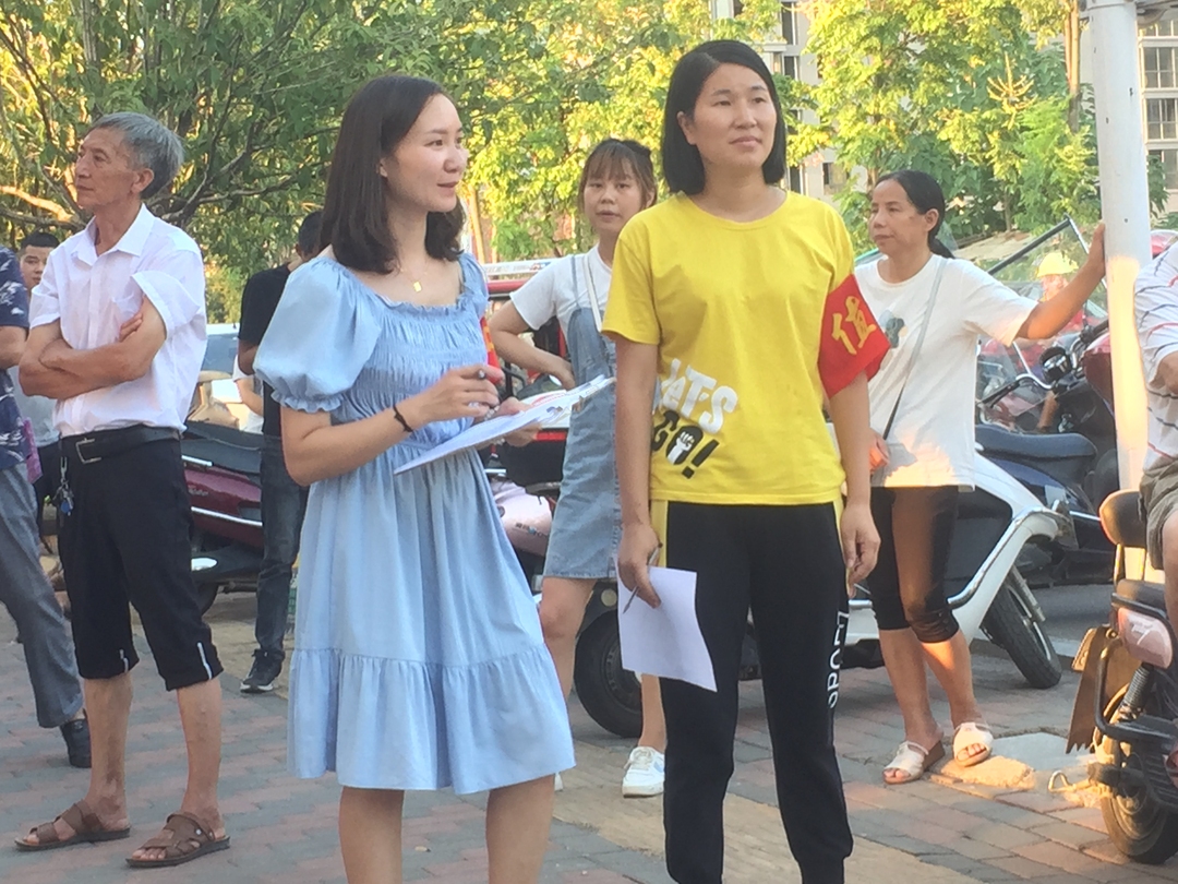 长虹街道明德小学：开展“戴帽工程”专项整治