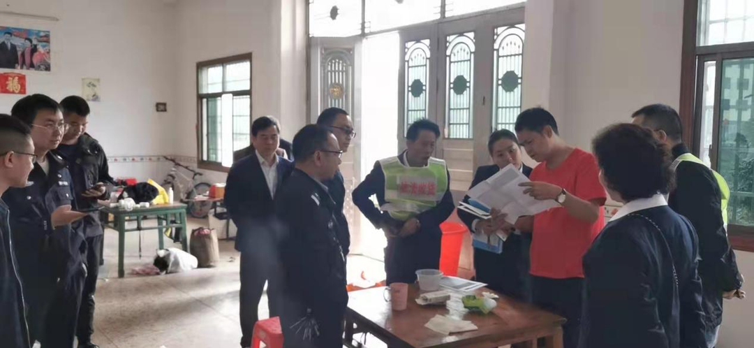 潘市镇：全面出击 深度清收不良贷款
