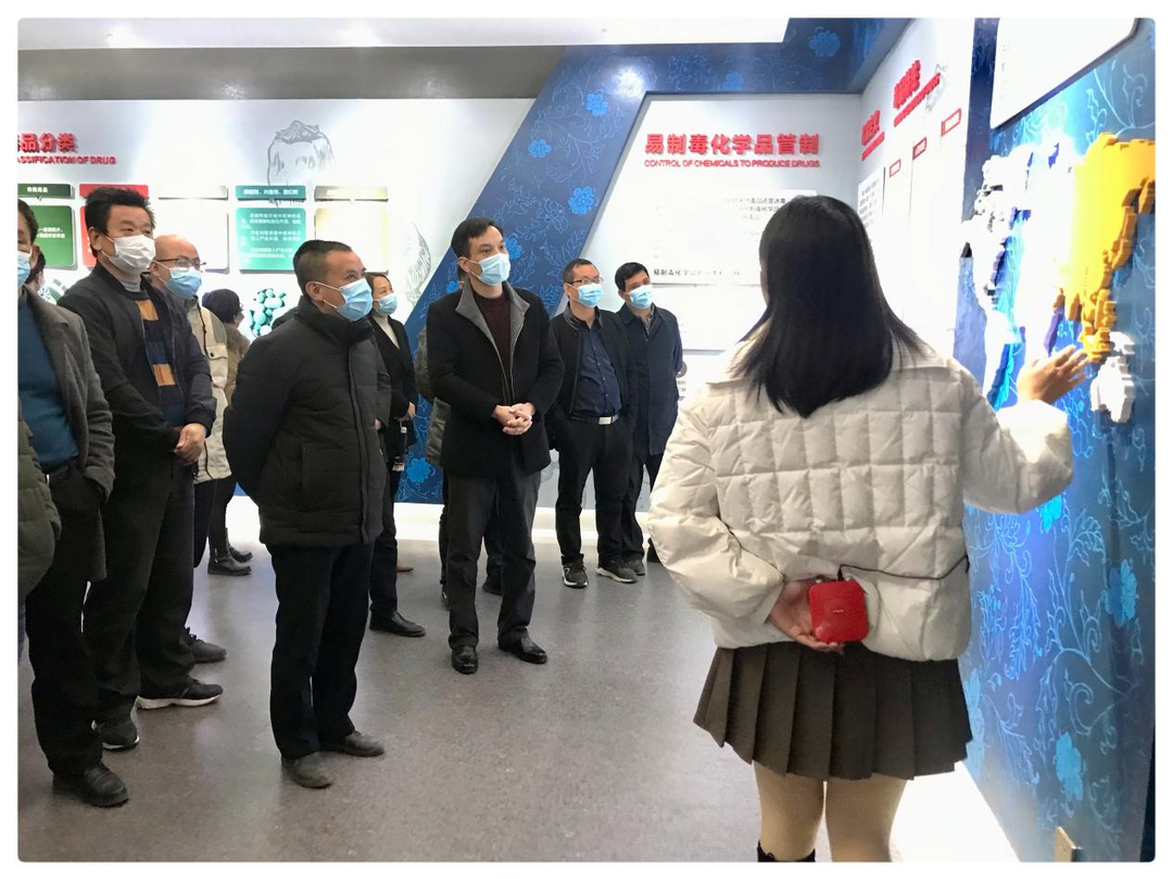 羊角塘镇：参观禁毒教育基地 筑牢禁毒思想防线
