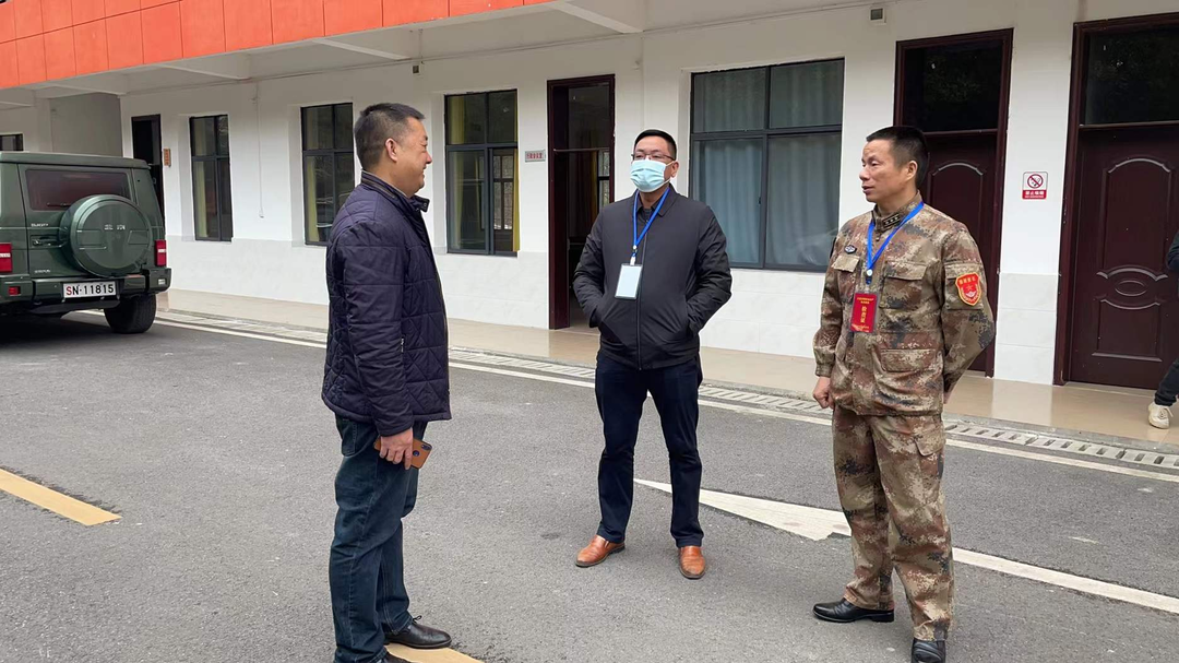 龚红辉深入文富市镇检查岁末年初安全生产工作