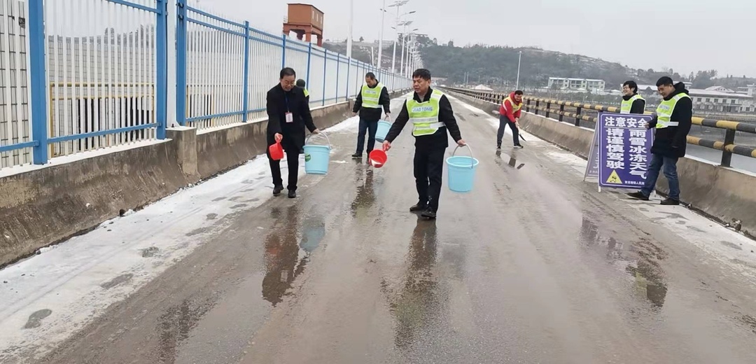 黄泥塘镇｜全力以赴应对低温雨雪天气