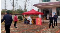 下马渡镇青年志愿者为疫情防控贡献青年力量