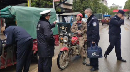 我为群众办实事∣执法全员齐上阵，助力春运保畅通