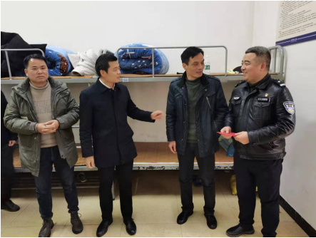 羊角塘镇开展走访慰问送温暖活动