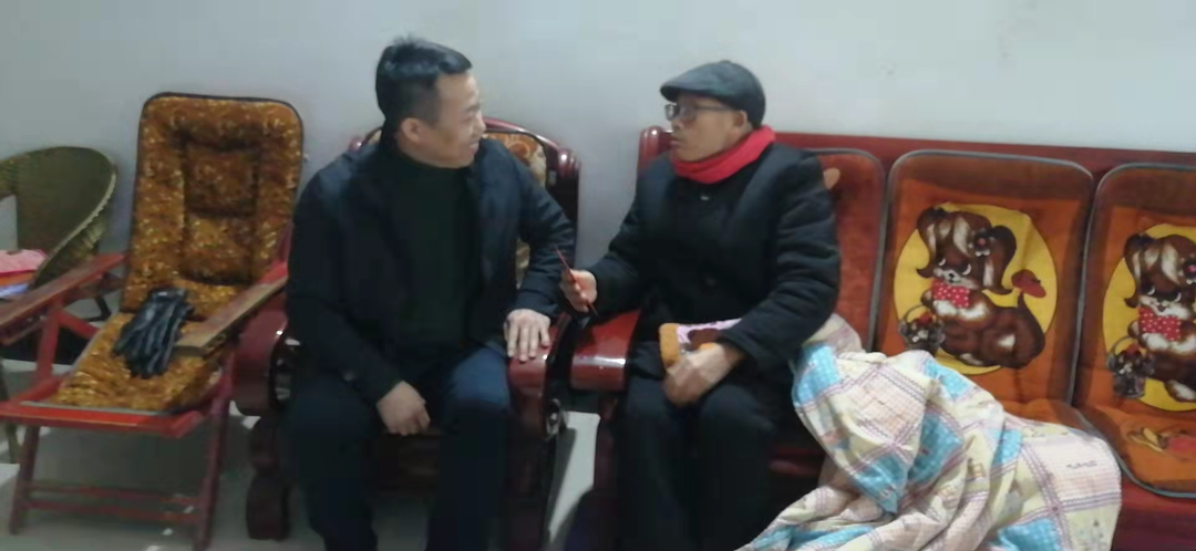 潘市镇：情系基层教职工  新春慰问暖人心