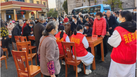 黎家坪镇中心卫生院开展“我爱祁阳”新时代文明实践卫生健康志愿服务活动