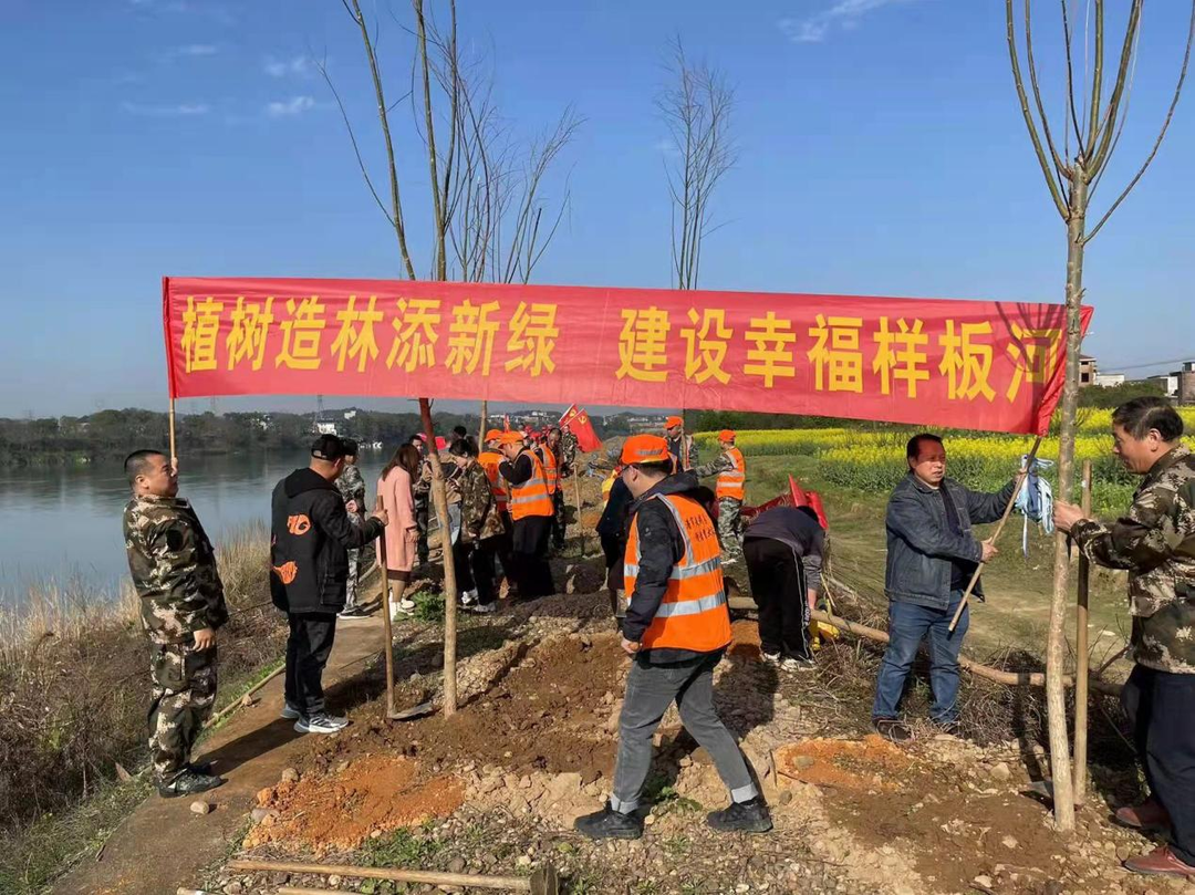 潘市镇：基干民兵带头“添绿装”