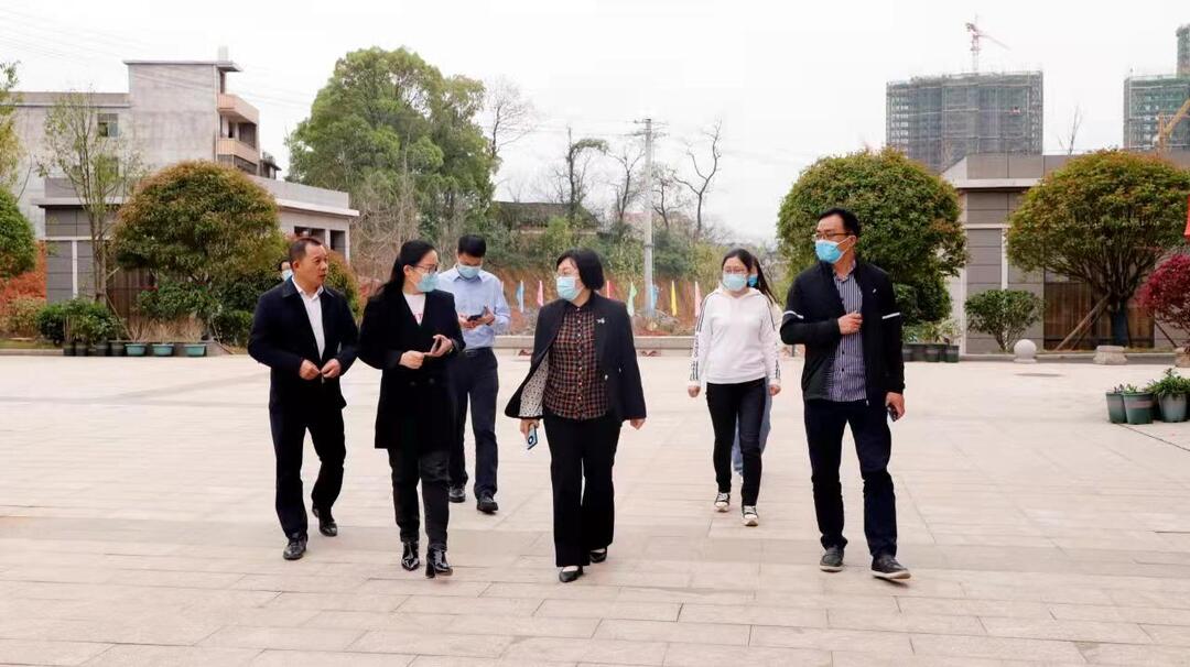 祁阳市委常委、宣传部部长吴东涛督导学校疫情防控工作