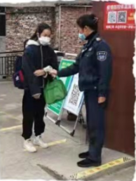 黎家坪镇明德小学：筑牢防疫安全网