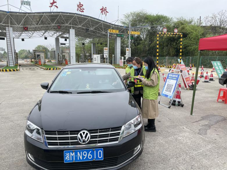 大忠桥镇：让青春在“疫”线绽放