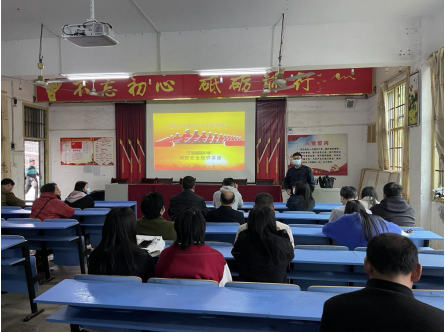 文明铺镇中学开展消防安全知识讲座