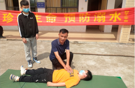 肖家镇和平小学：防溺不松懈  安全演练在行动
