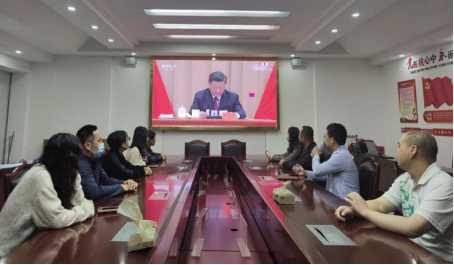 下马渡镇：组织收看学习庆祝中国共产主义青年团成立100周年大会