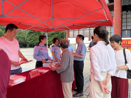 祁阳市司法局开展行政复议体制改革一周年主题宣传活动