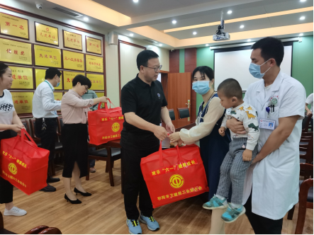 祁阳市卫生健康局开展“六一” 国际儿童节慰问活动