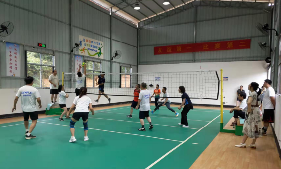 祁阳市总工会、祁阳市公路建设养护中心、祁阳市大江水库管理所开展气排球友谊赛