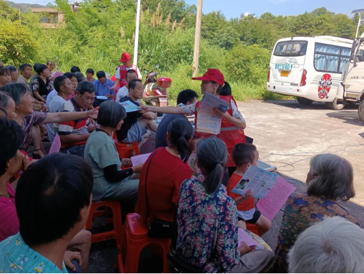 黄泥塘镇：青春志愿行，献礼建党节