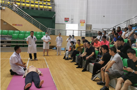 祁阳市人民医院科普走进体育馆