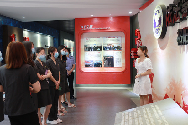 祁阳市法院：参观禁毒教育基地 共筑禁毒思想防线