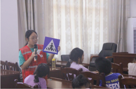祁阳团市委：七彩假期交通安全课程教育