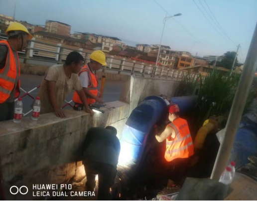 点赞！爱岗敬业无私奉献的供水人