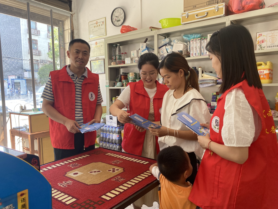 观音滩镇开展诚信宣传进社区活动