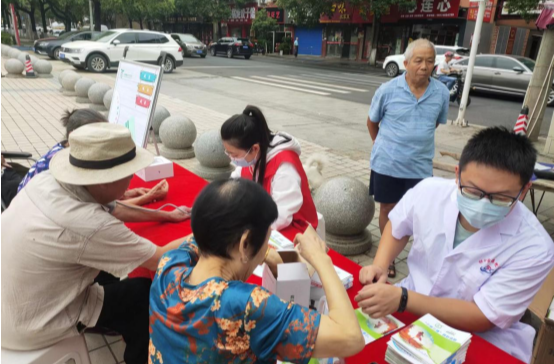 祁阳市开展全民健康生活方式日主题宣传活动