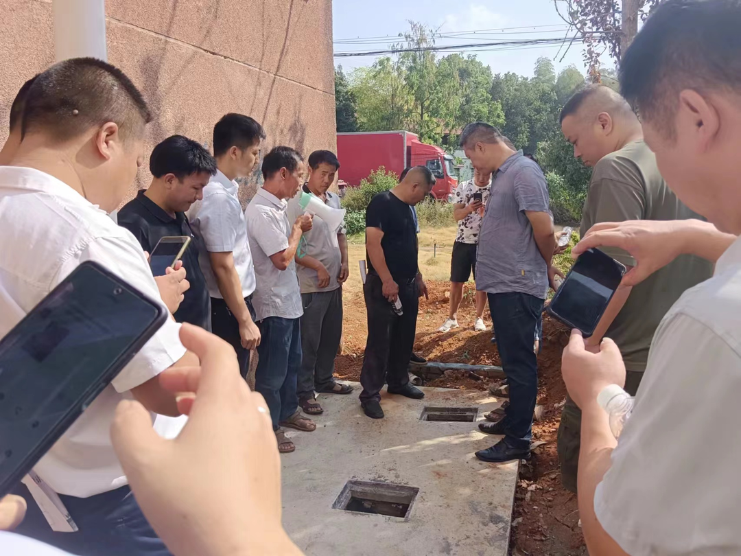 观音滩镇：严要求 实举措 扎实抓好改厕工作