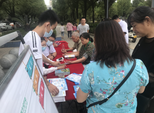 祁阳市卫健局开展诚信建设宣传活动