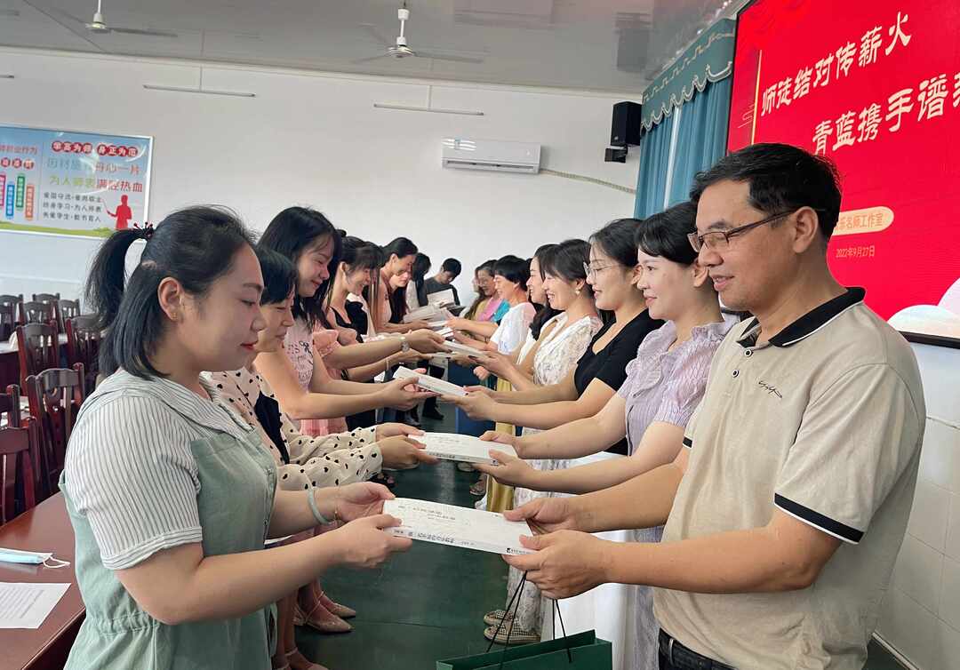 祁阳市音乐名师工作室：师徒结对情深长  传承匠心续新篇