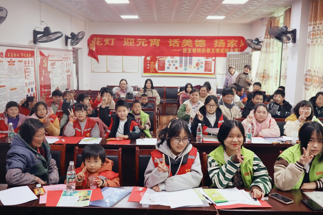 进宝塘镇：做花灯 迎元宵 扬家风