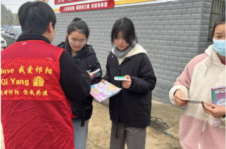 肖家镇：禁毒宣传进校园 筑牢校园“防毒墙”
