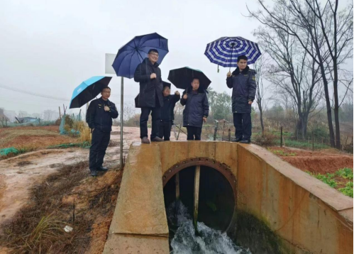 永州市生态环境局深入祁阳市督导入河排污口整治工作