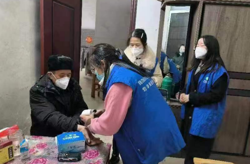 龙山社区：完成老年心理关爱项目调查