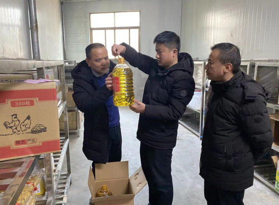 羊角塘镇：开展“护苗行动” 守护“舌尖安全”