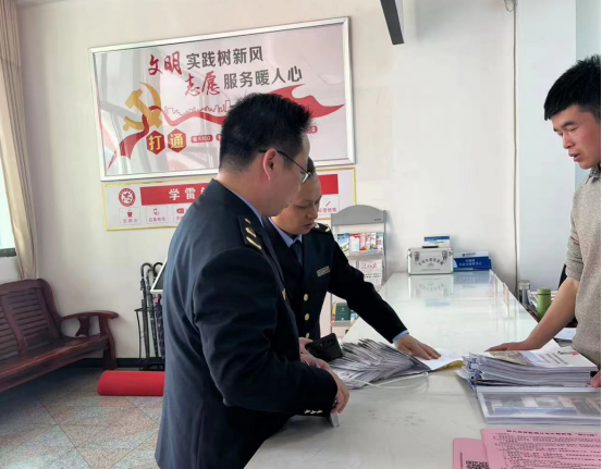 祁阳市市场监管局开展禁毒教育宣传进村活动