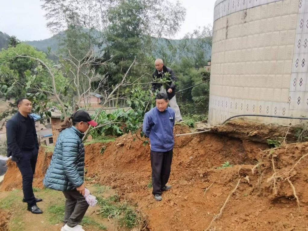 潘市镇：“三个到位”抓实防汛工作