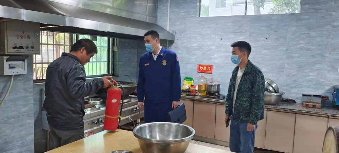 祁阳民政：节前消防安全大检查 筑牢养老机构安全线