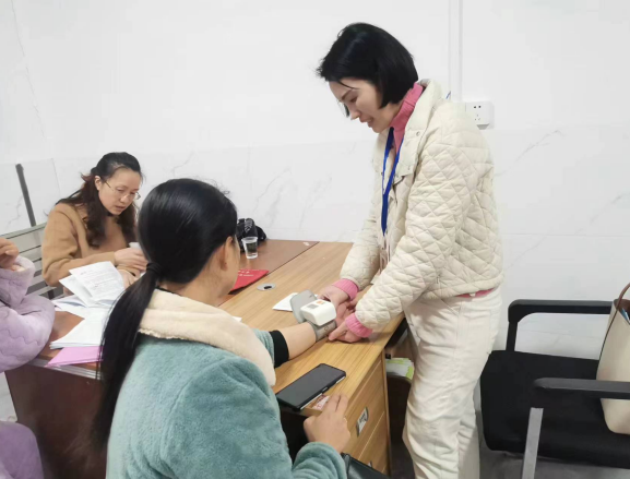 祁阳市妇幼保健院：开展孕产妇高危筛查 坚守母婴安全底线