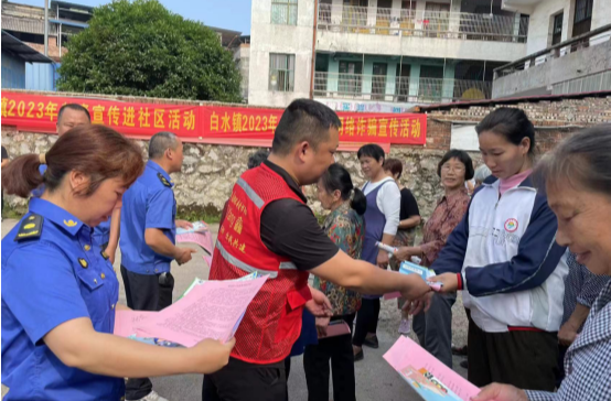 祁阳市白水镇：道路交通伴我行 联合执法保畅通