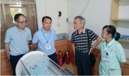 省卫健委专家组来祁阳市妇幼保健院开展高压氧舱专项整治工作督查