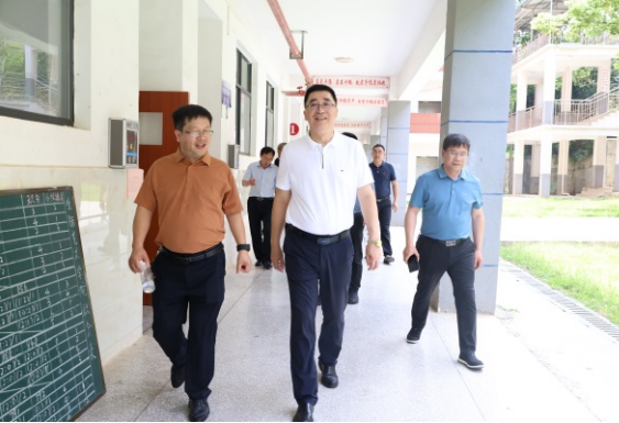省教育厅来祁调研高职院校项目建设工作