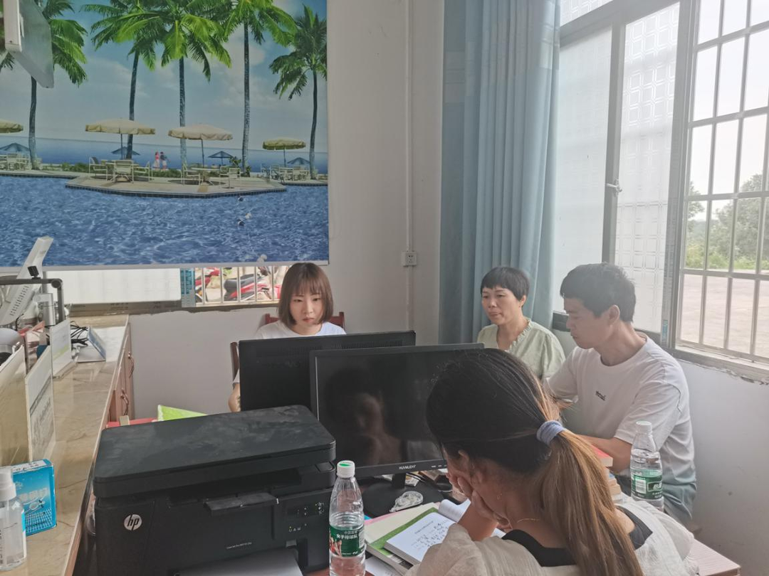 祁阳羊角塘镇：办证上门服务 跑出培育市场主体“加速度”