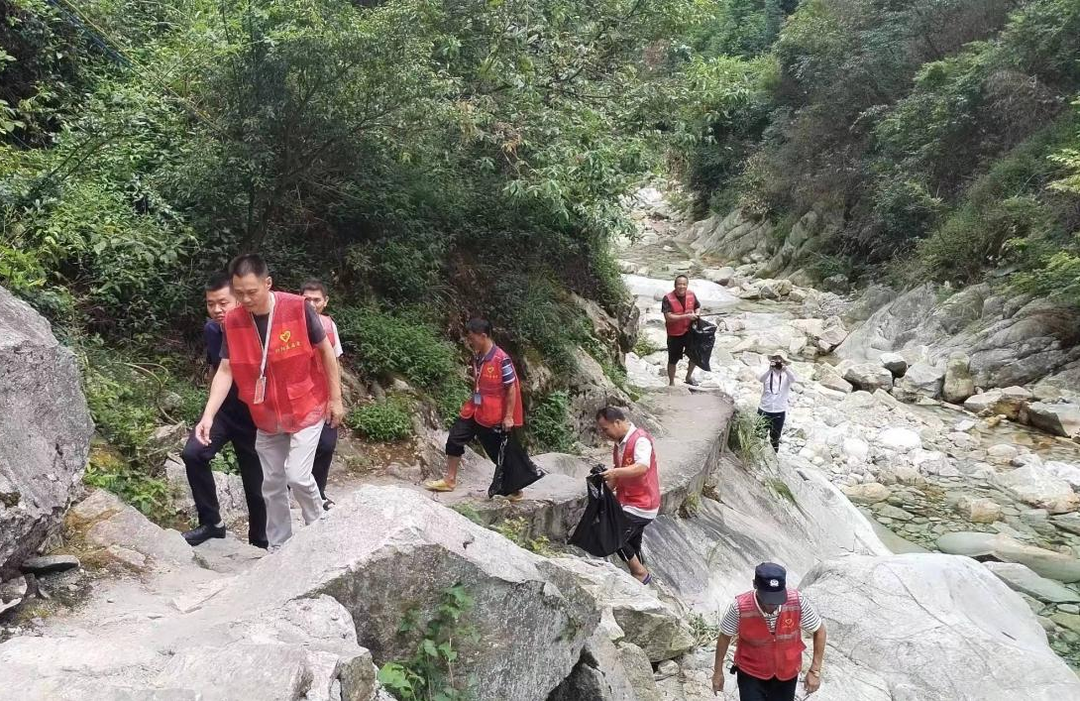 肖家镇龙凼村：营造文明旅游氛围，  提升创文工作质量