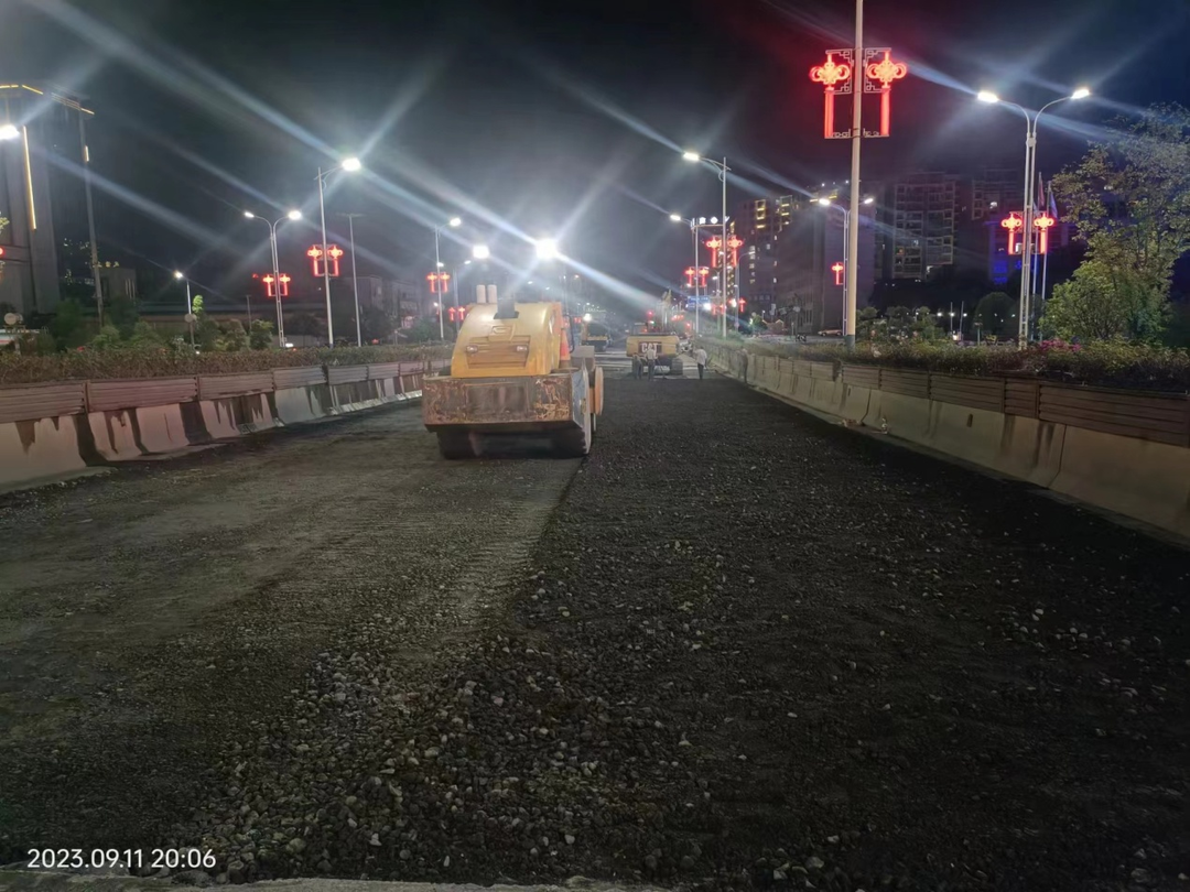 除隐患 保安全 祁阳公路积极整改高架桥桥面